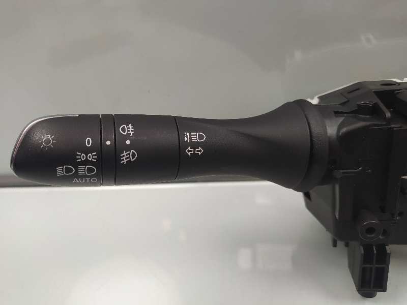 Recambio de mando luces para renault megane iv berlina 5p zen referencia OEM IAM 255678341R  