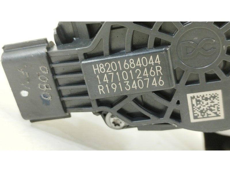 Recambio de valvula egr para renault megane iv sport tourer referencia OEM IAM 147101246R 8201684044 