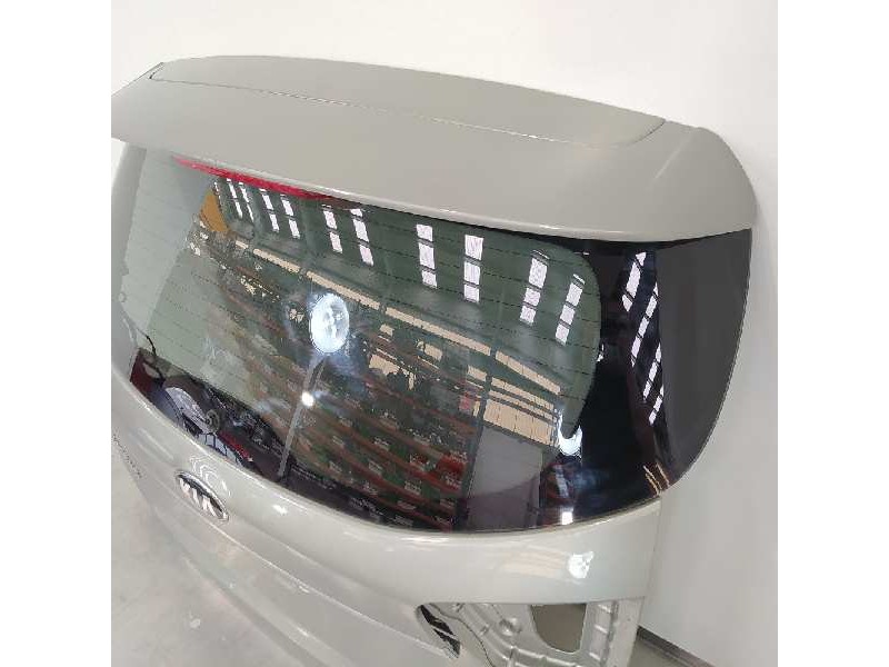 Recambio de porton trasero para kia carens ( ) basic referencia OEM IAM 73700A4040  