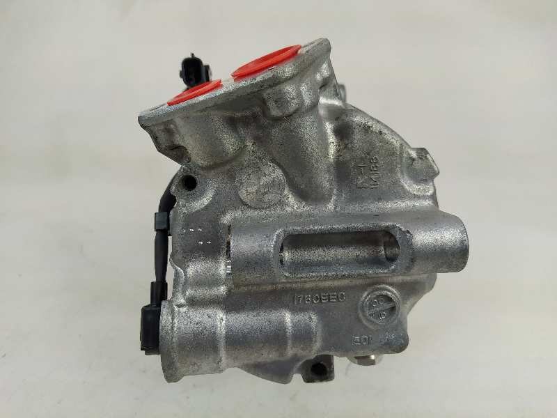 Recambio de compresor aire acondicionado para renault megane iv berlina 5p zen referencia OEM IAM 926001268R  