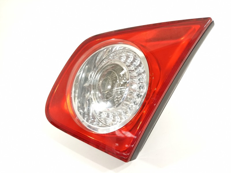 Recambio de piloto trasero derecho en porton para volkswagen jetta (1k2) advance referencia OEM IAM 1K5945094  