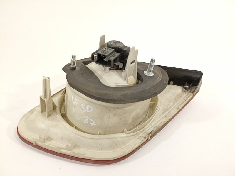 Recambio de piloto trasero derecho en porton para volkswagen jetta (1k2) advance referencia OEM IAM 1K5945094  