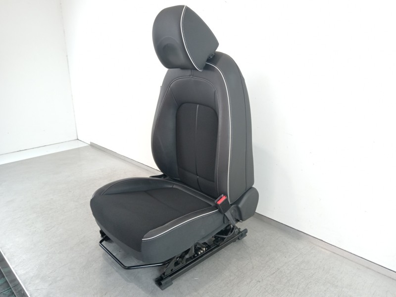 Recambio de asiento delantero derecho para hyundai kona klass hybrid 2wd referencia OEM IAM   