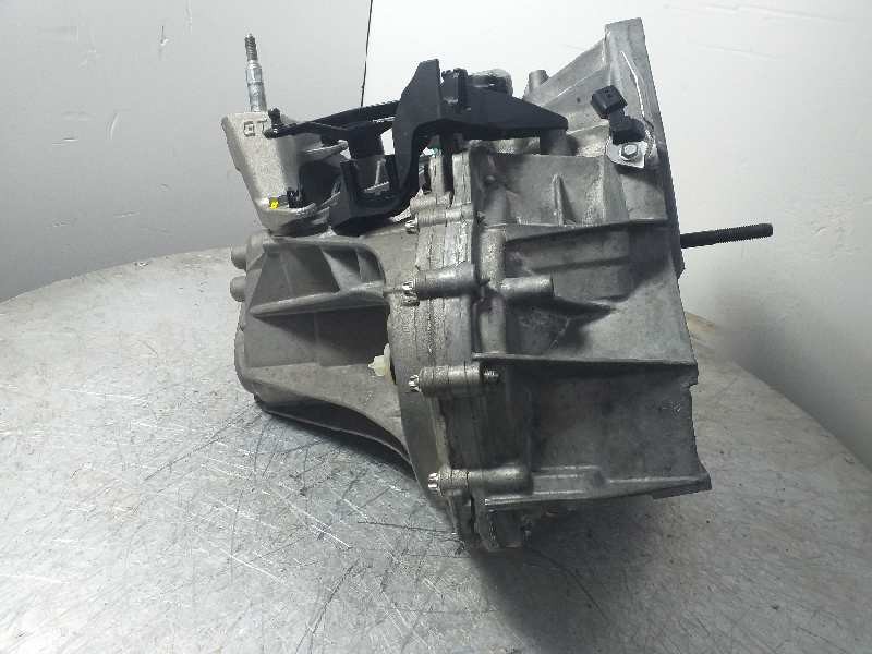 Recambio de caja cambios para renault megane iv berlina 5p zen referencia OEM IAM TL4087  