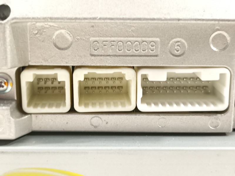 Recambio de sistema audio / radio cd para toyota rav 4 (a3) executive referencia OEM IAM 8612042220  