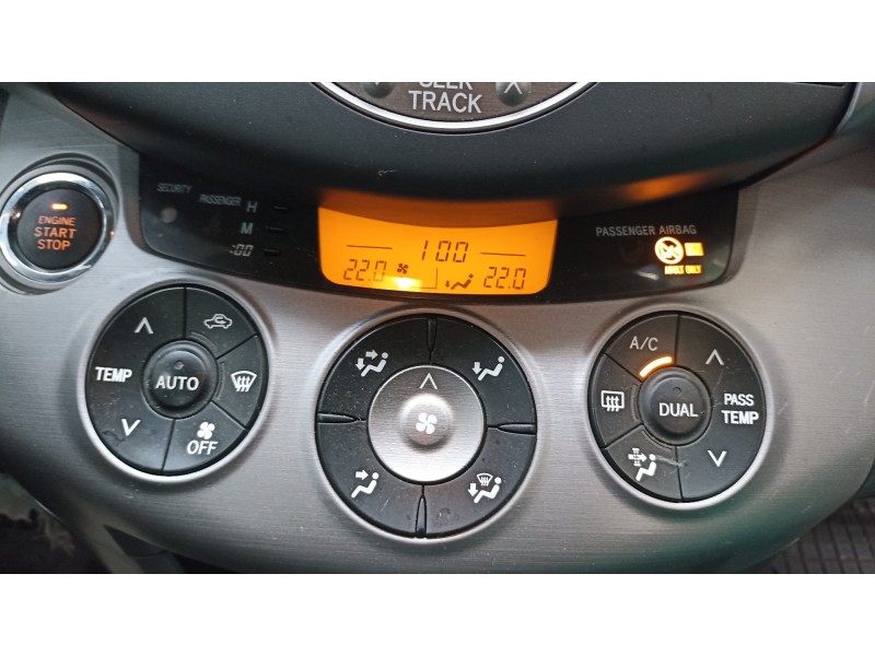 Recambio de mando climatizador para toyota rav 4 (a3) executive referencia OEM IAM 5590042240  