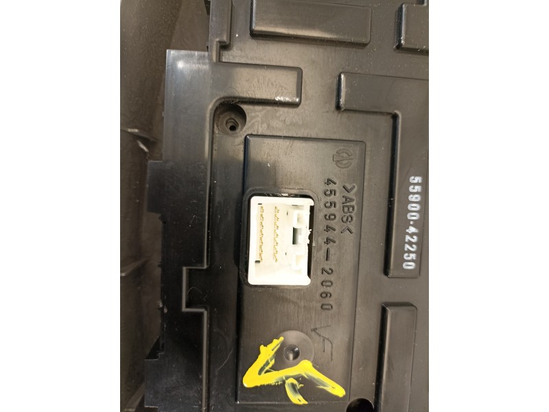 Recambio de mando climatizador para toyota rav 4 (a3) executive referencia OEM IAM 5590042240  