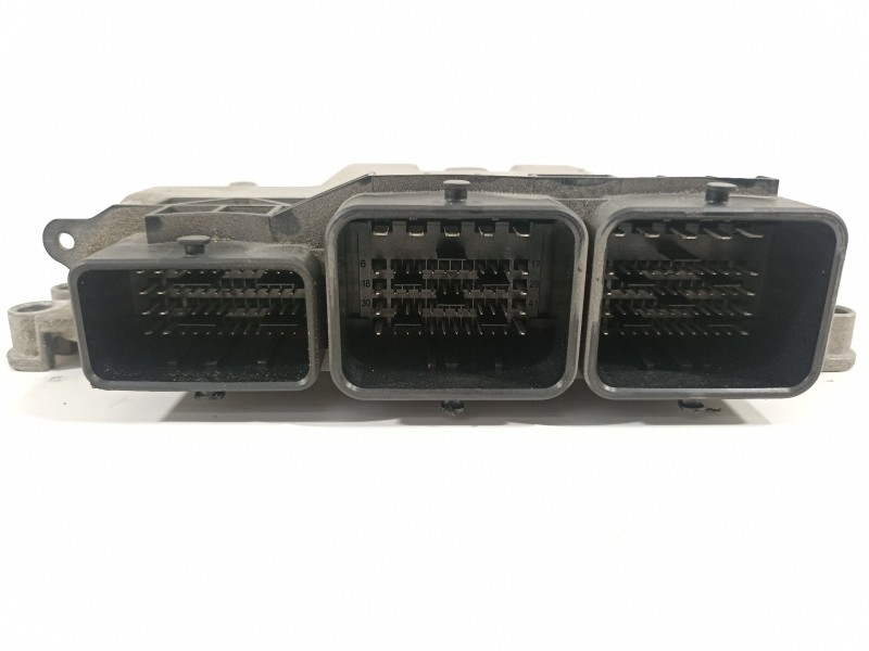 Recambio de centralita motor uce para peugeot partner kombi outdoor referencia OEM IAM 9676830080 281017600 9666729580