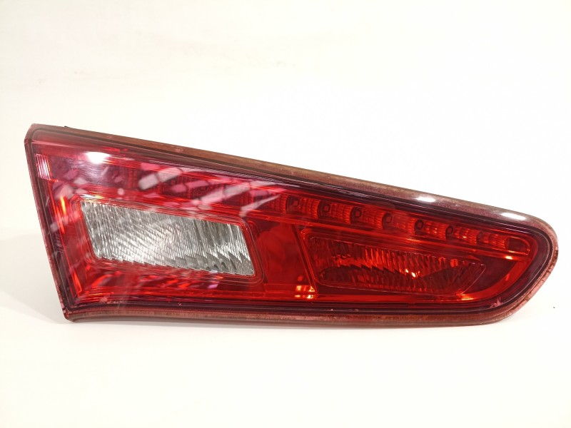 Recambio de piloto trasero izquierdo en porton para alfa romeo giulietta (191) sprint referencia OEM IAM 50531133  