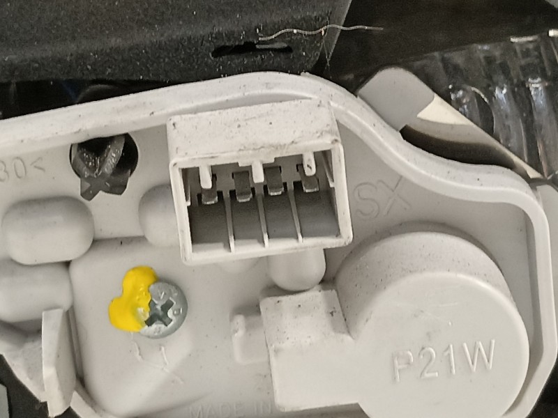 Recambio de piloto trasero izquierdo en porton para alfa romeo giulietta (191) sprint referencia OEM IAM 50531133  