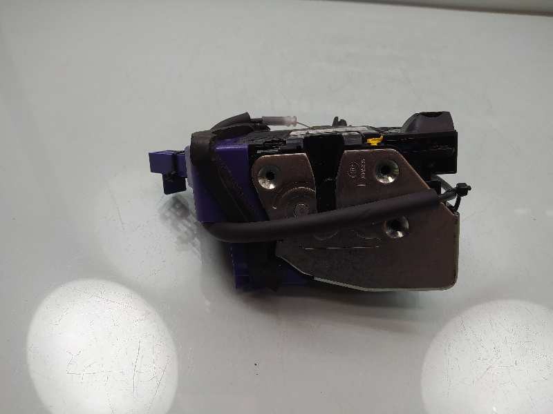 Recambio de cerradura puerta trasera izquierda para kia carens ( ) basic referencia OEM IAM 81410A4030  