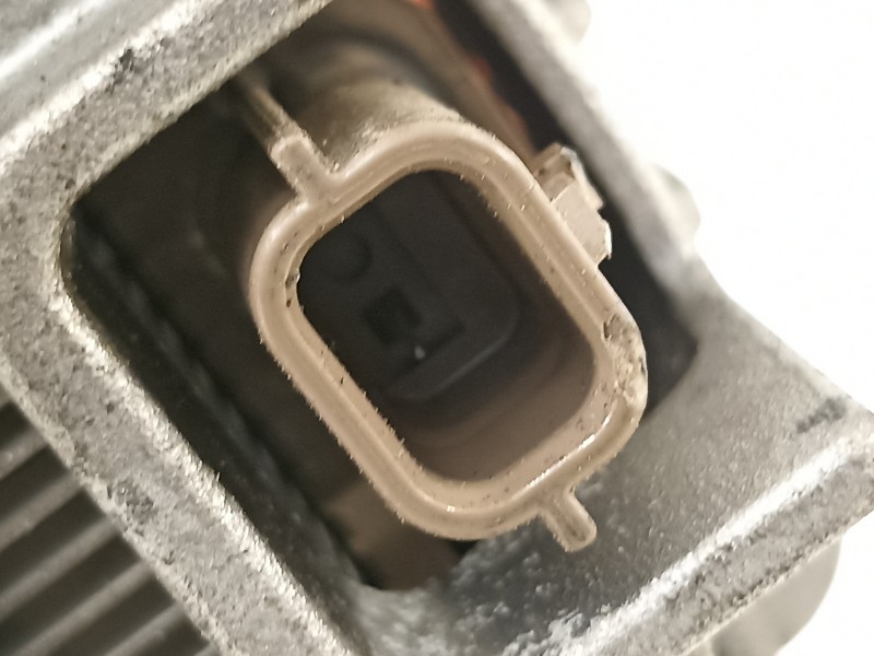 Recambio de alternador para nissan nv300 kombi l1h1 2,7t basic referencia OEM IAM 231006729R  