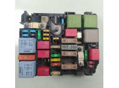 Recambio de caja reles / fusibles para citroën c-elysée exclusive referencia OEM IAM 9804846880  