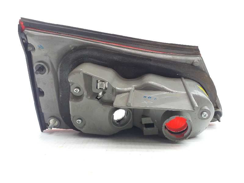 Recambio de piloto trasero derecho para lexus is200 (ds2/is2) 250 v6 referencia OEM IAM   