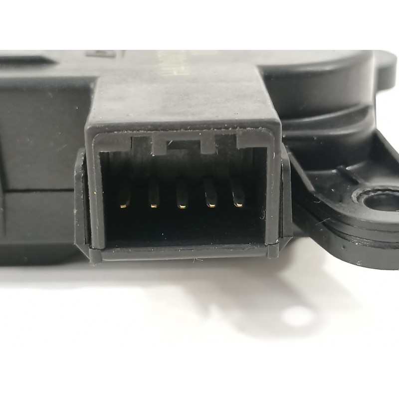 Recambio de motor apertura trampillas climatizador para hyundai kona klass hybrid 2wd referencia OEM IAM H400730881 971571JAA0 