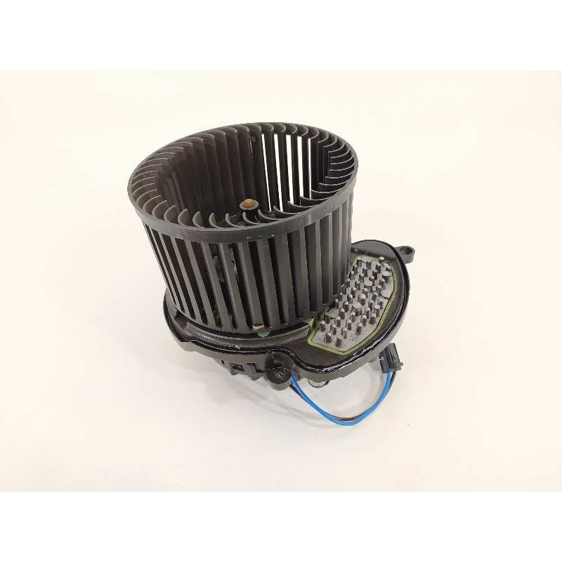 Recambio de ventilador calefaccion para renault megane iv berlina 5p zen referencia OEM IAM T69963A T954061B 