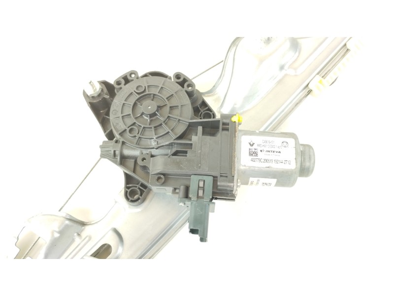 Recambio de elevalunas trasero derecho para renault megane iv sport tourer referencia OEM IAM 827209091R C42826105 402779C