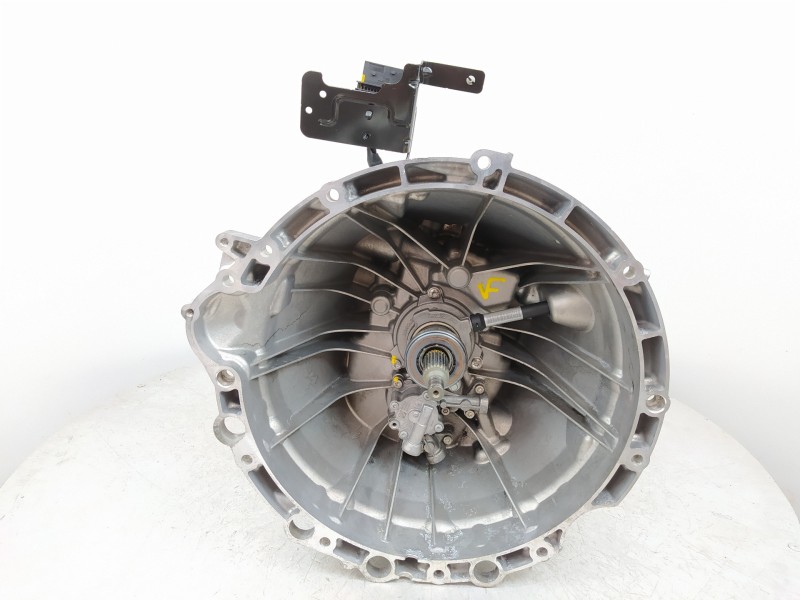 Recambio de caja cambios para jaguar xe portfolio referencia OEM IAM GX737003BB  