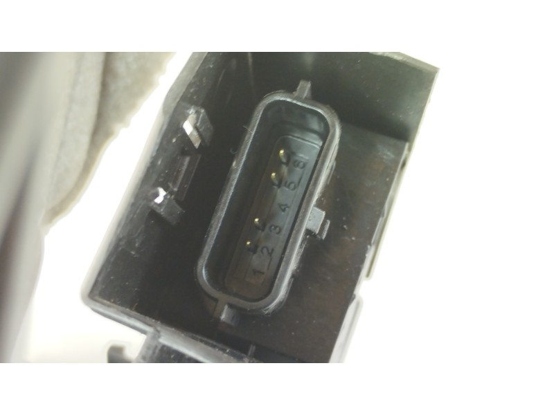 Recambio de cerradura puerta trasera derecha para renault megane iv sport tourer referencia OEM IAM 825021410R 16943021C 