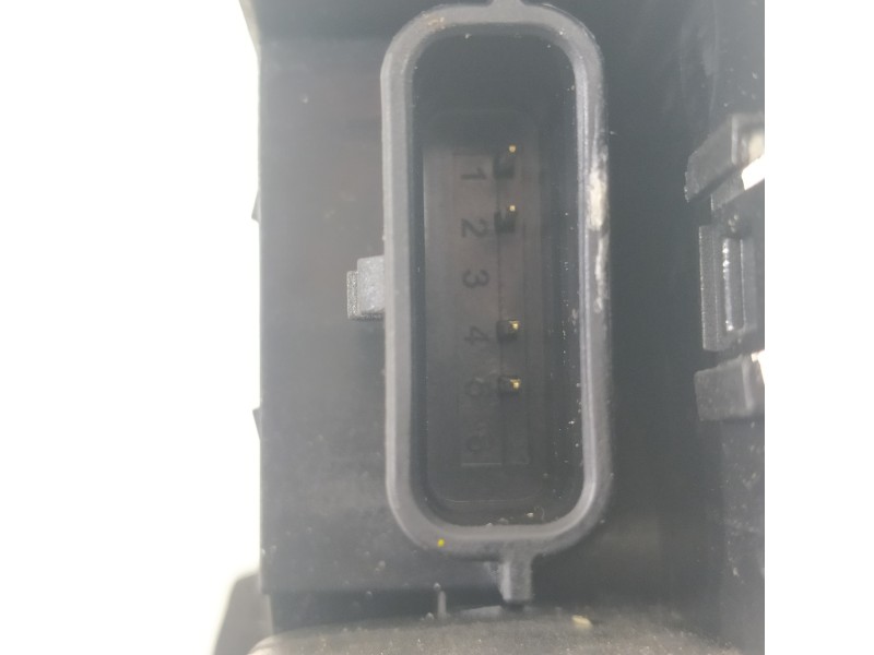 Recambio de cerradura puerta trasera izquierda para renault megane iv sport tourer referencia OEM IAM 825035881R 16943020C 