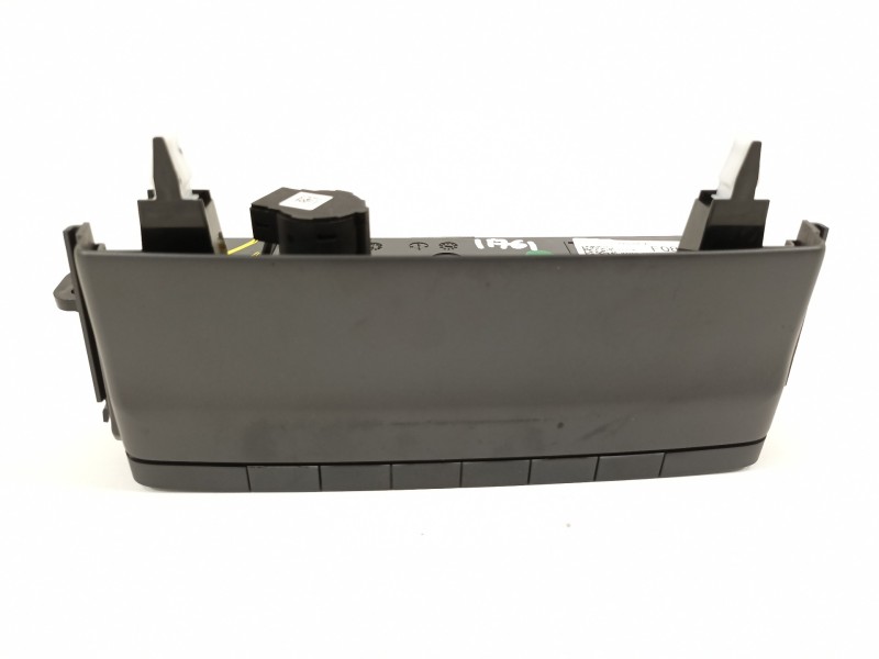 Recambio de mando climatizador para hyundai kona klass hybrid 2wd referencia OEM IAM 97250CM070 C200380750 