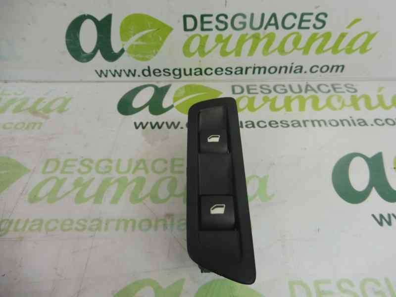 Recambio de mando elevalunas delantero derecho para citroën c-elysée exclusive referencia OEM IAM 9674559077 96657927ZD 96766662