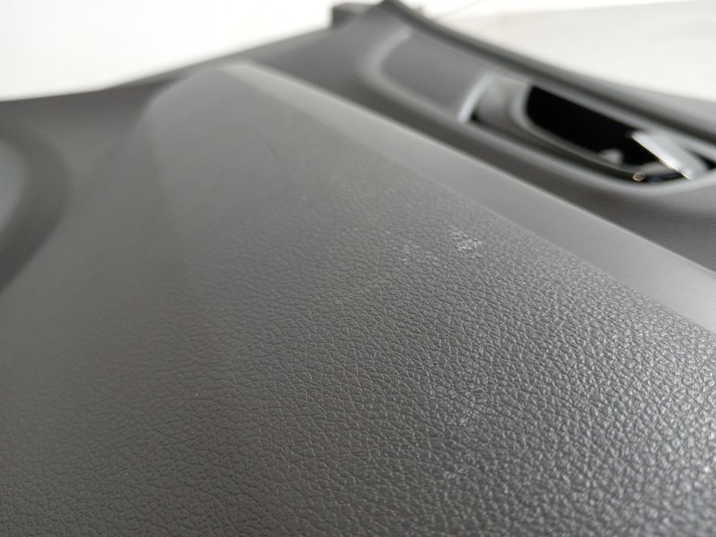 Recambio de guarnecido puerta delantera derecha para hyundai kona klass hybrid 2wd referencia OEM IAM 82380J9000  