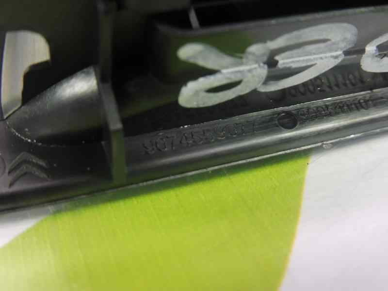 Recambio de mando elevalunas delantero derecho para citroën c-elysée exclusive referencia OEM IAM 9674559077 96657927ZD 96766662