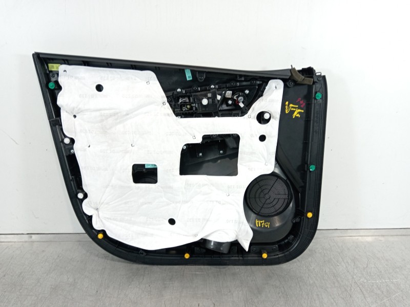 Recambio de guarnecido puerta delantera derecha para hyundai kona klass hybrid 2wd referencia OEM IAM 82380J9000  