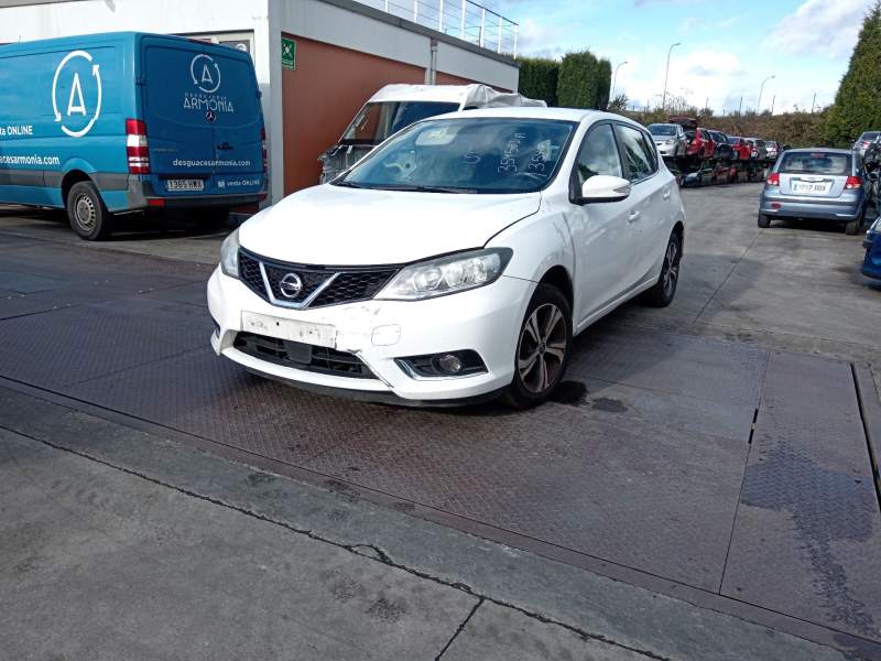 nissan pulsar hatchback (c13) del año 2015