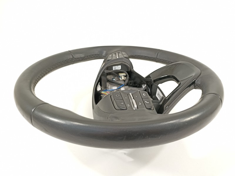 Recambio de volante para hyundai kona klass hybrid 2wd referencia OEM IAM 56130J9000 96720J9620TMT 