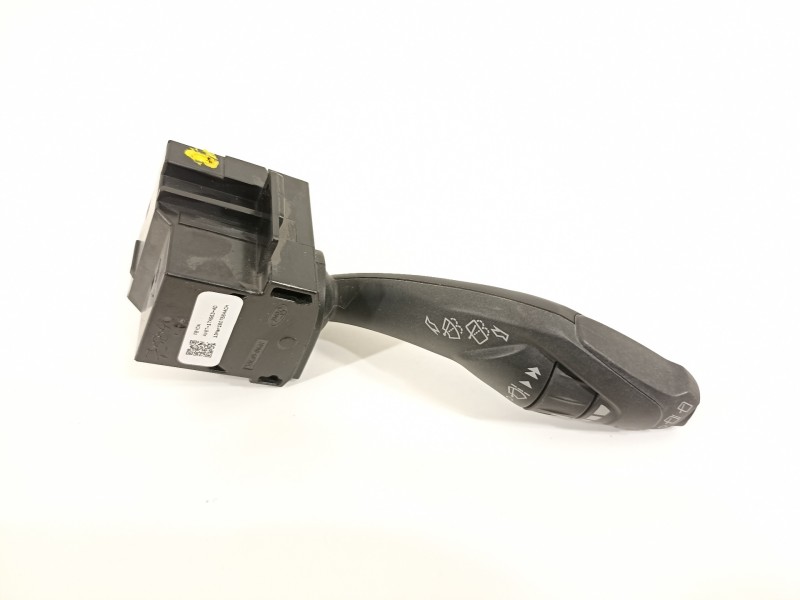 Recambio de mando limpia para ford focus lim. (cb8) trend referencia OEM IAM AV6T17A553AD  