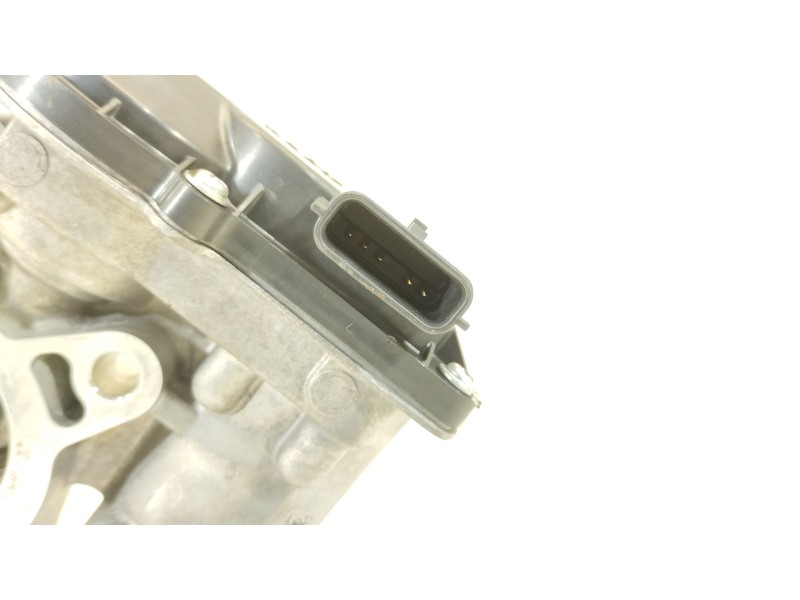 Recambio de valvula egr para renault megane iv sport tourer referencia OEM IAM 147100361R  