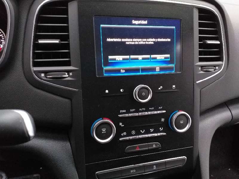 Recambio de pantalla multifuncion para renault megane iv berlina 5p intens referencia OEM IAM A94E32478 E32478 