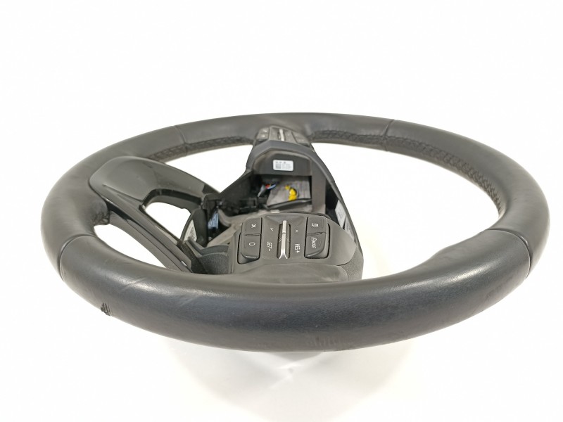 Recambio de volante para hyundai kona klass hybrid 2wd referencia OEM IAM 56130J9000 96720J9620TMT 