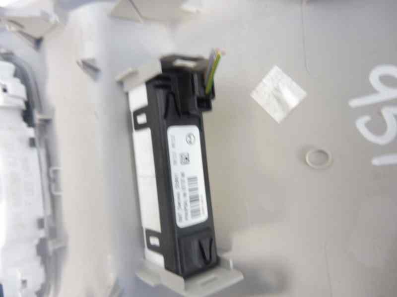 Recambio de luz interior para citroën c4 lim. business referencia OEM IAM 96887768BJ  