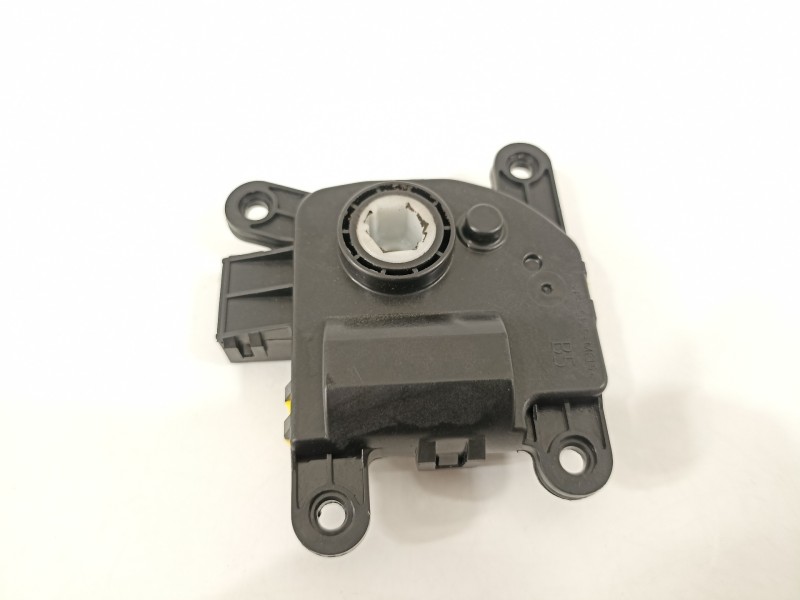 Recambio de motor apertura trampillas climatizador para hyundai kona klass hybrid 2wd referencia OEM IAM H400730891 971571JAA0 