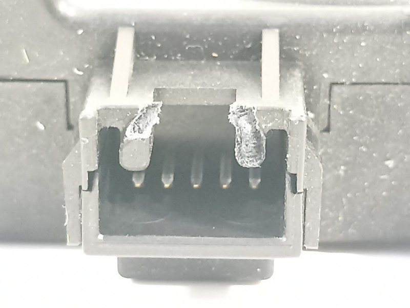 Recambio de motor apertura trampillas climatizador para toyota rav 4 (a3) executive referencia OEM IAM 638000181  