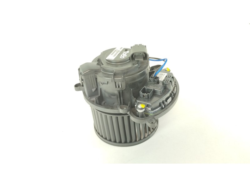 Recambio de ventilador calefaccion para renault megane iv sport tourer referencia OEM IAM T69963A T954061B T52534A