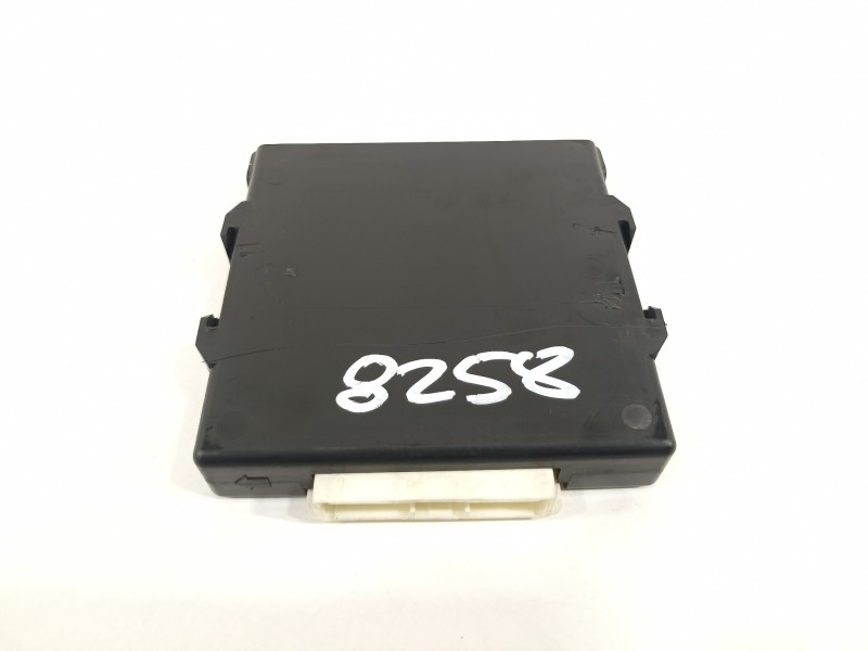Recambio de modulo electronico para toyota rav 4 (a3) executive referencia OEM IAM 8963042020  