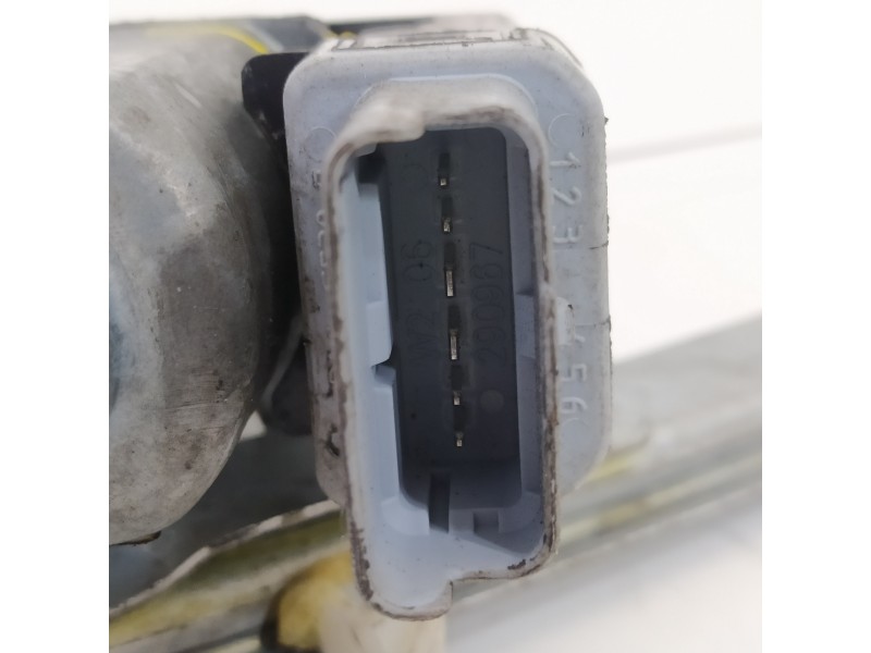 Recambio de elevalunas trasero derecho para citroën c4 grand picasso millenium referencia OEM IAM 135090221  