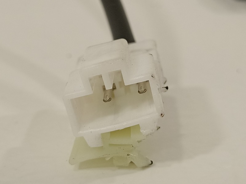 Recambio de antena para hyundai kona klass hybrid 2wd referencia OEM IAM 95460J9000  