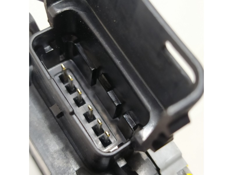 Recambio de cerradura puerta trasera derecha para citroën c4 grand picasso millenium referencia OEM IAM 24099158 24103158 240998