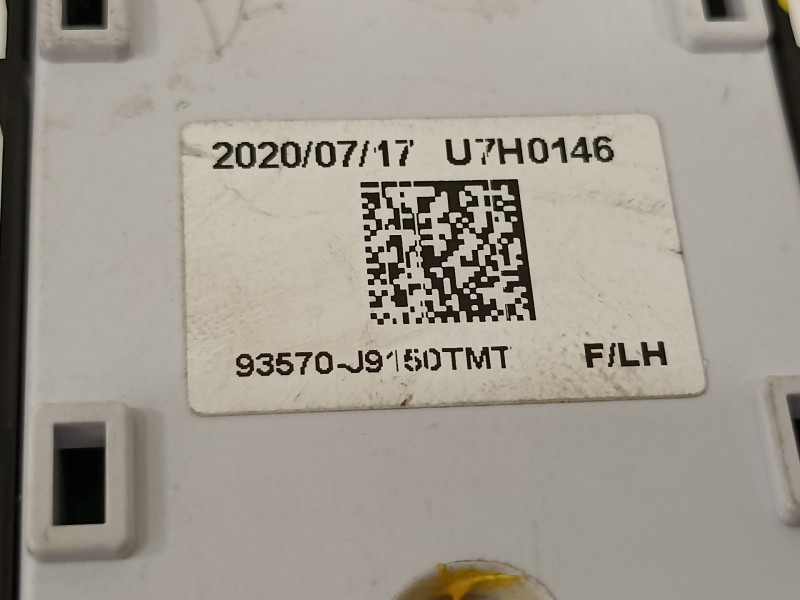 Recambio de mando elevalunas delantero izquierdo para hyundai kona klass hybrid 2wd referencia OEM IAM 93570J9150TMT  