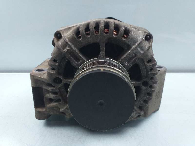 Recambio de alternador para fiat fiorino básico familiar referencia OEM IAM 51784845 2543477A TG9S036