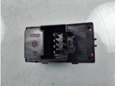 Recambio de mando elevalunas trasero derecho para chevrolet cruze ls referencia OEM IAM 13305368   2