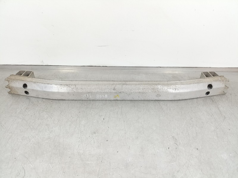 Recambio de refuerzo paragolpes trasero para toyota rav 4 (a3) executive referencia OEM IAM   