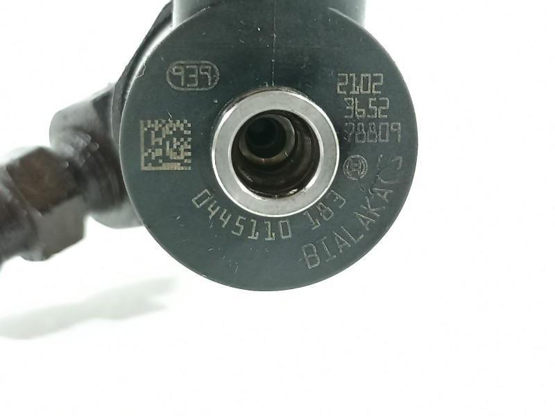 Recambio de inyector para opel corsa d cmon referencia OEM IAM 0445110183  