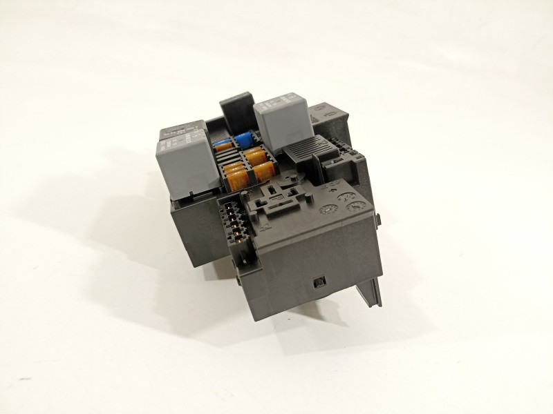 Recambio de caja reles / fusibles para mercedes-benz clase c (w205) familiar c 220 t cdi bluetec edition 1 (205.204) referencia 