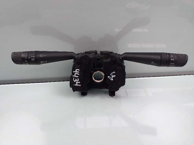 Recambio de mando luces para fiat fiorino básico familiar referencia OEM IAM 07354604210  